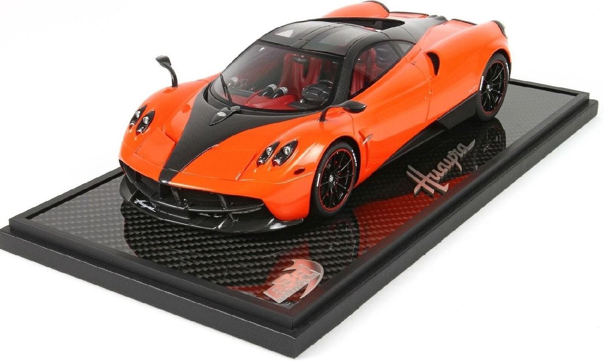 Pagani Huayra Kit Tempesta 2016 Orange Carbon