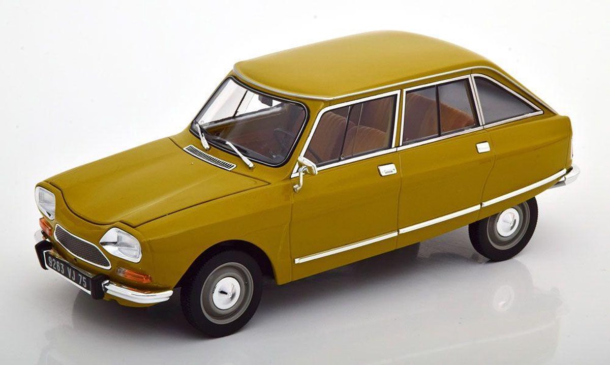 Citroën Ami 8 Club 1969 - 1:18 - Norev