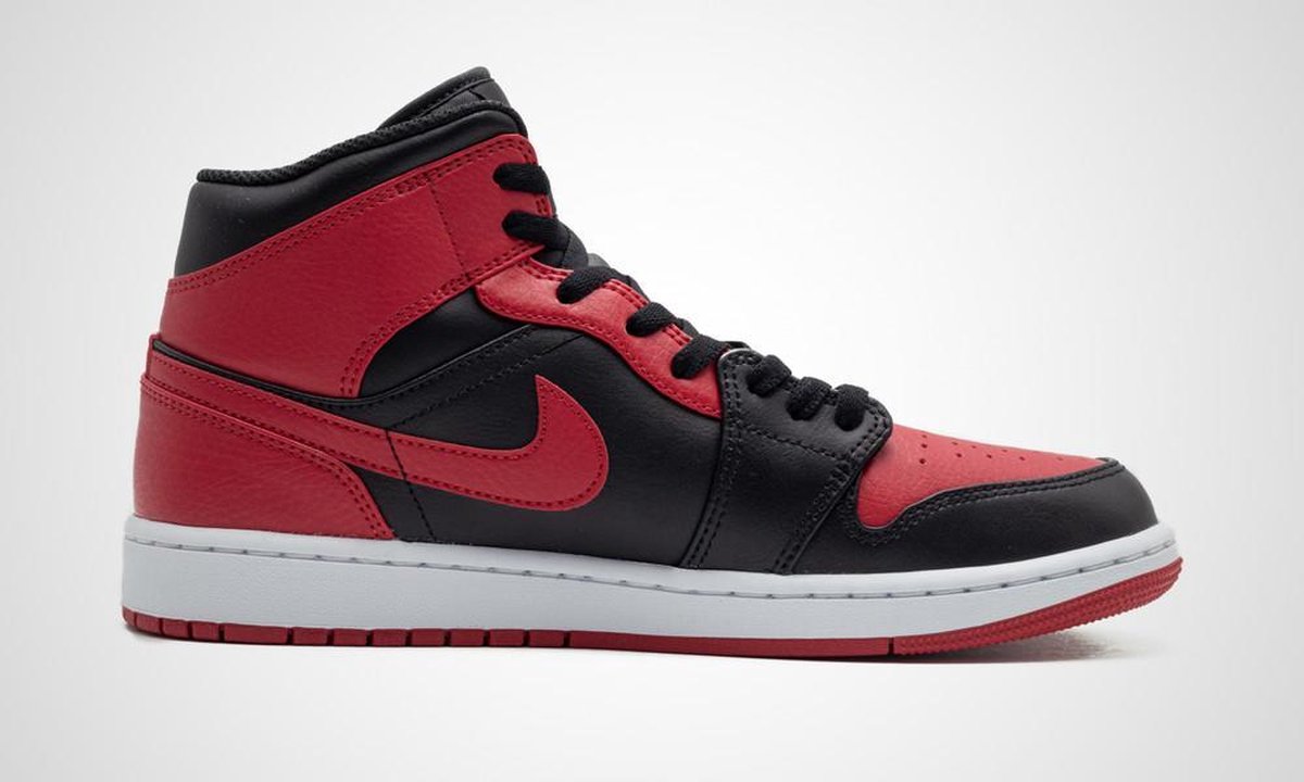 Air Jordan 1 Mid