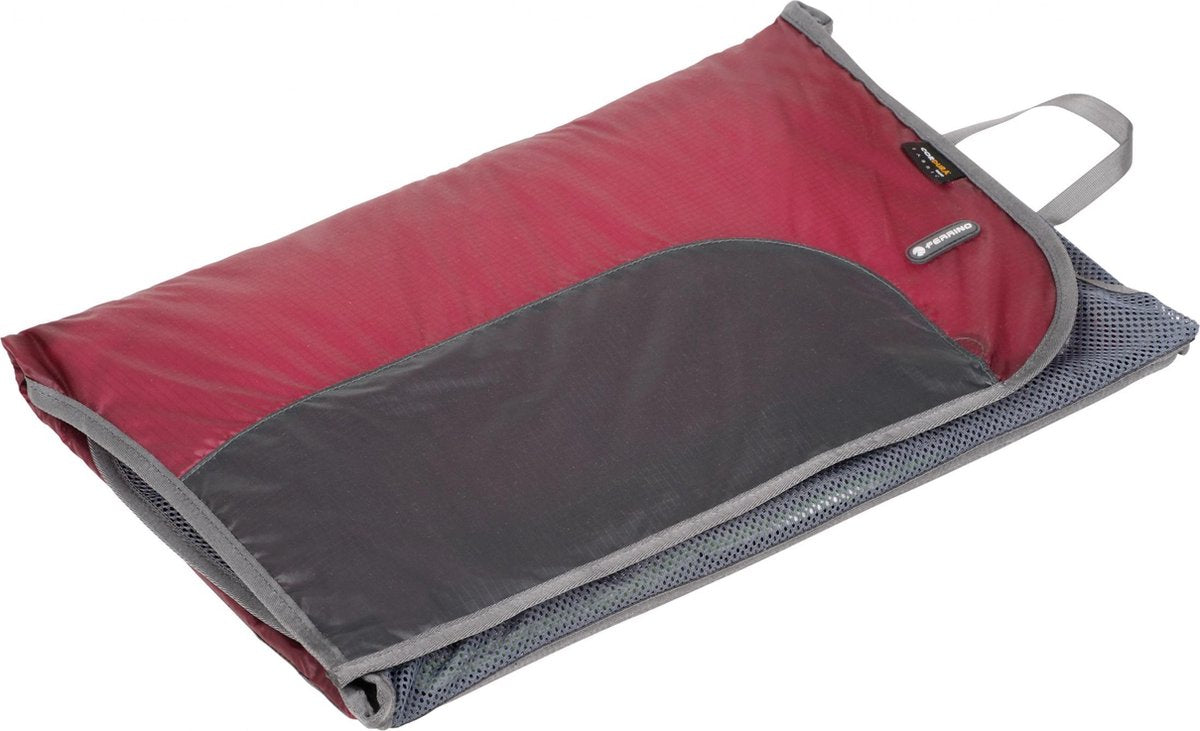Ferrino Shirt- En Blousevouwer Rood 45 Cm