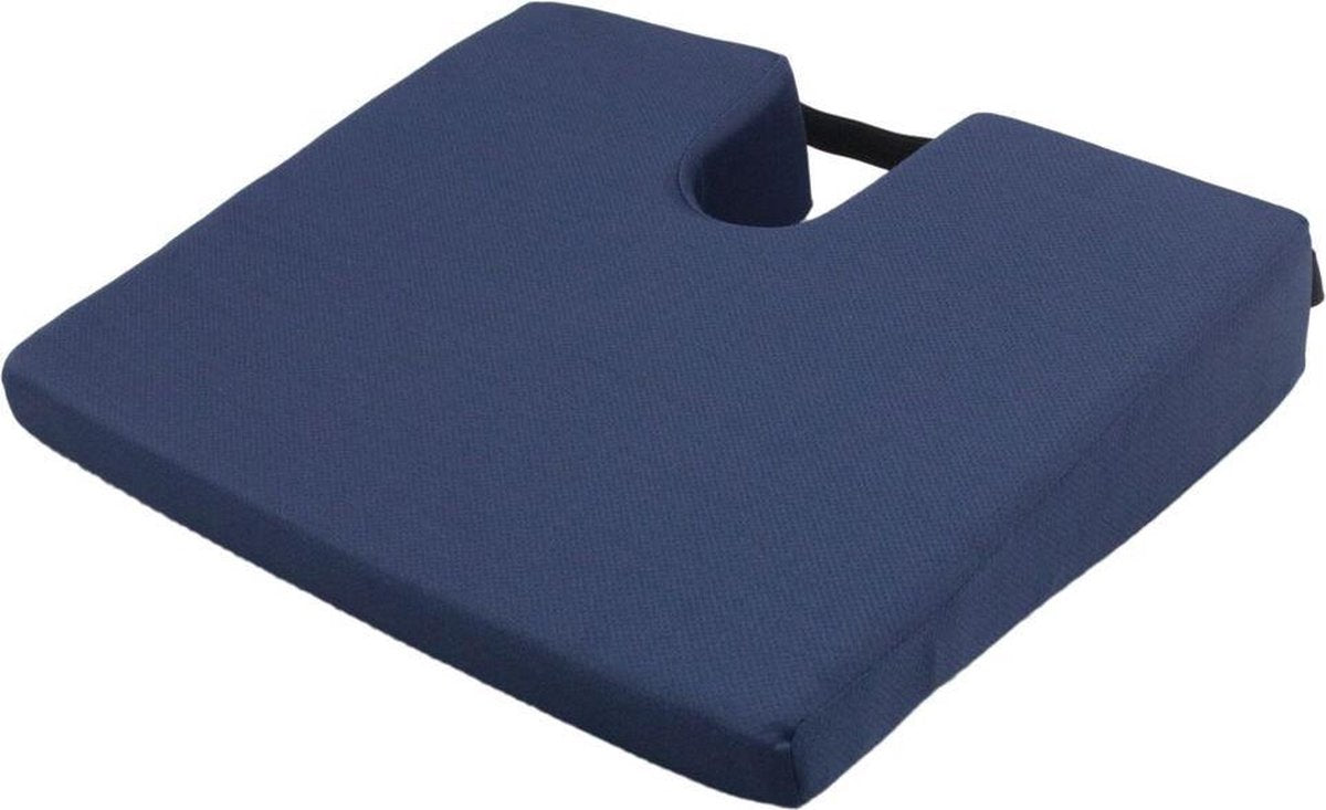 Zitkussen in wigvorm met uitsparing - zorgt voor aangenaam zitten tijdens aandoeningen - Kleur donkerblauw -  Obbomed SU 2370