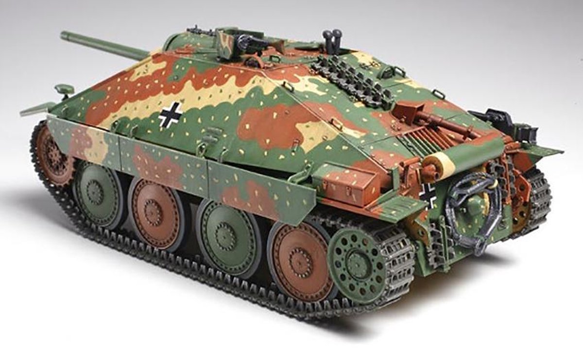 Tamiya Jagdpanzer 38(t) German Tank Destroyer Hetzer Mid Production + Ammo by Mig lijm