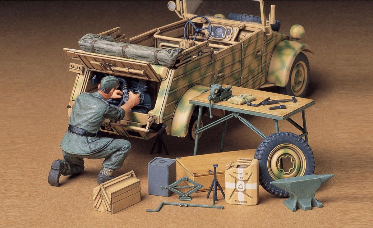 Tamiya Kübelwagen Engine Set + Ammo by Mig lijm