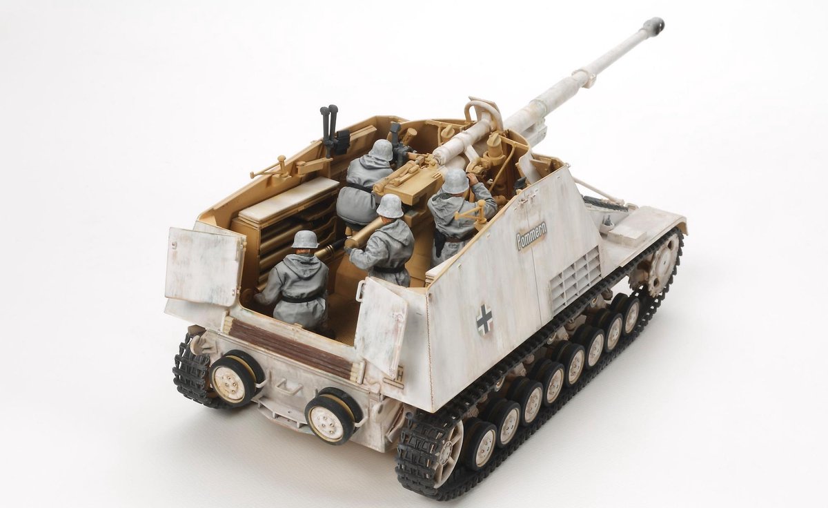 Tamiya Nashorn Heavy Tank Destroyer - German + Ammo by Mig lijm
