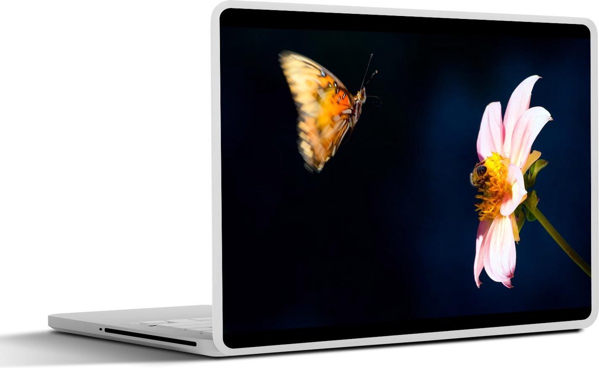 Laptop sticker - 10.1 inch - Agraulis vanillae vliegend naar bloem
