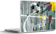 Laptop sticker - 10.1 inch - Illustratie van een voetballer als streetart
