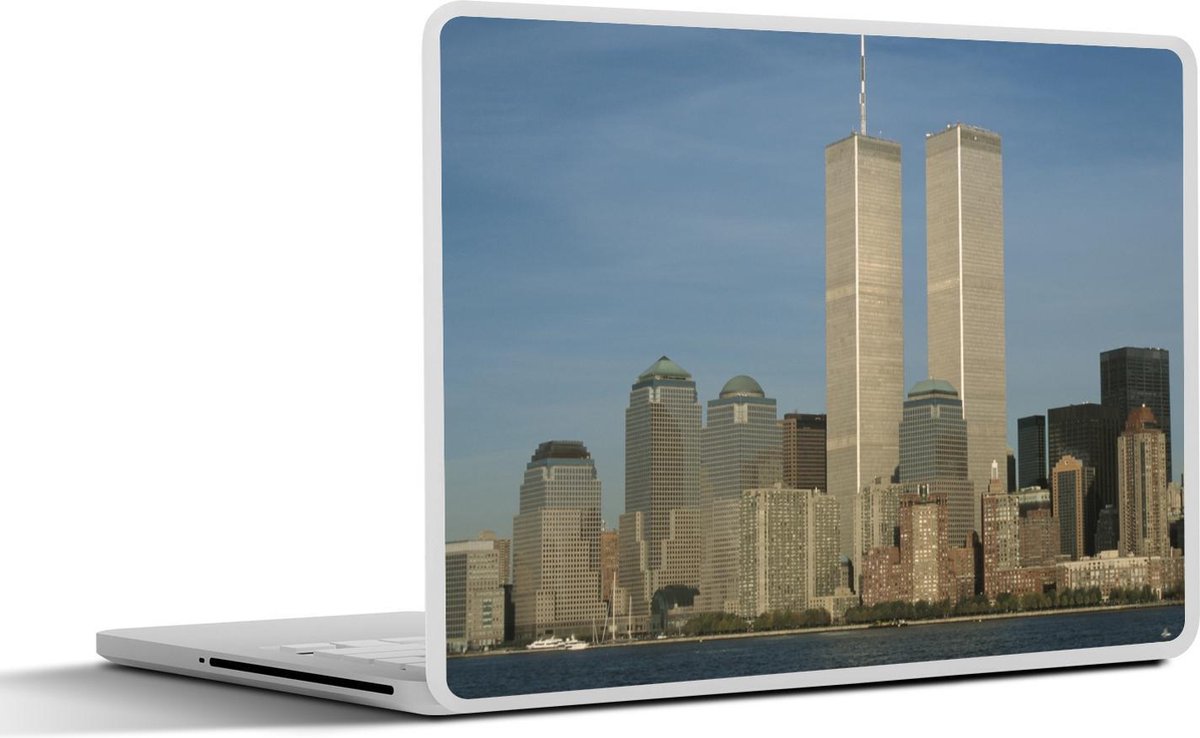 Laptop sticker - 10.1 inch - In het midden het het World trade center onder een helderblauwe lucht