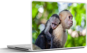 Laptop sticker - 10.1 inch - Aap met jong op rug