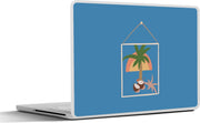 Laptop sticker - 10.1 inch - Abstracte palmboom op een kaart met een blauwe achtergrond