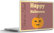 Laptop sticker - 10.1 inch - 'Happy Halloween' met een pompoen op een paarse achtergrond