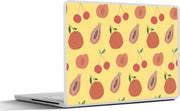 Laptop sticker - 10.1 inch - Abstract rood fruit met een gele achtergrond