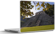 Laptop sticker - 10.1 inch - Altun Ha tussen de bomen