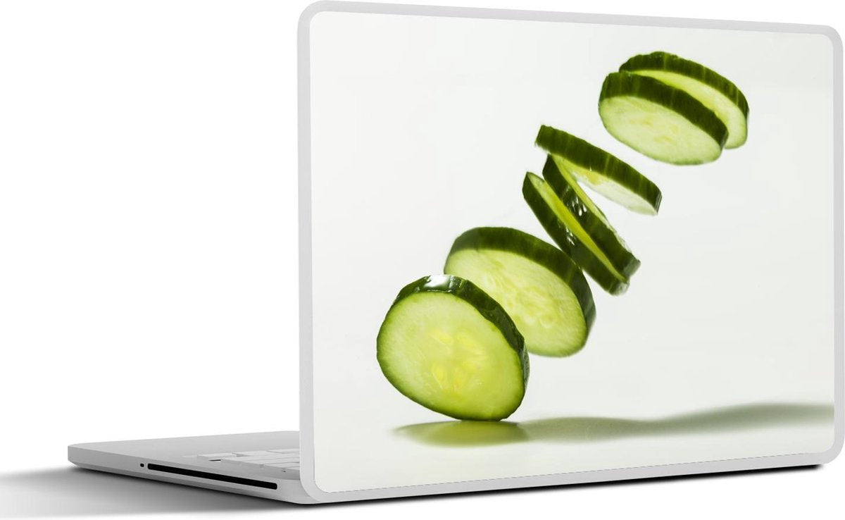 Laptop sticker - 10.1 inch - Afbeelding van plakjes komkommer met schaduw
