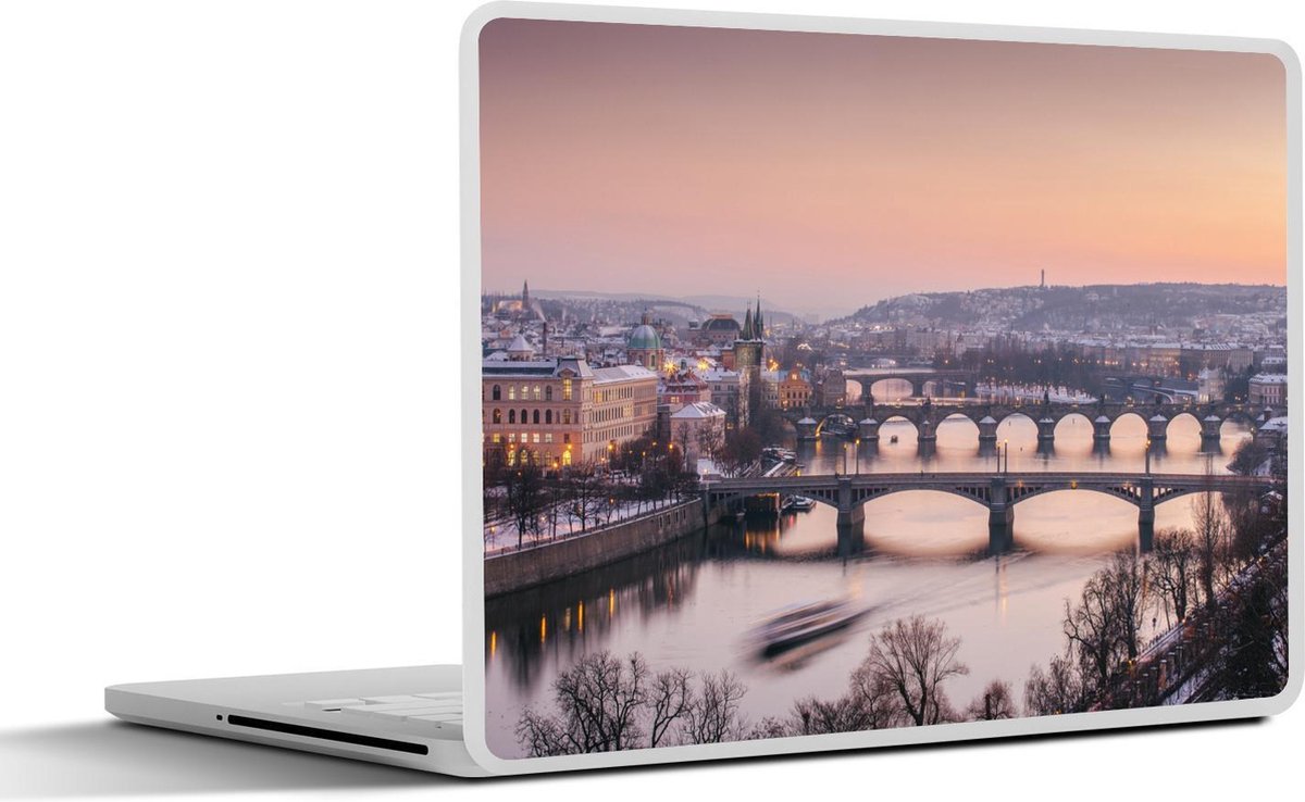 Laptop sticker - 10.1 inch - Afbeelding van de bruggen van Praag in de winter