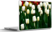 Laptop sticker - 10.1 inch - Afbeelding gevuld met vele witte tulpen
