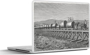 Laptop sticker - 10.1 inch - Illustratie van een goederentrein met boomstammen van Redwood bomen
