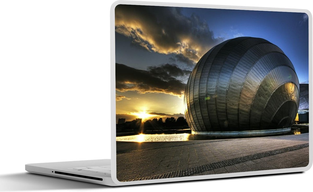 Laptop sticker - 10.1 inch - IMAX-theater in Glasgow in Schotland na een zonsondergang