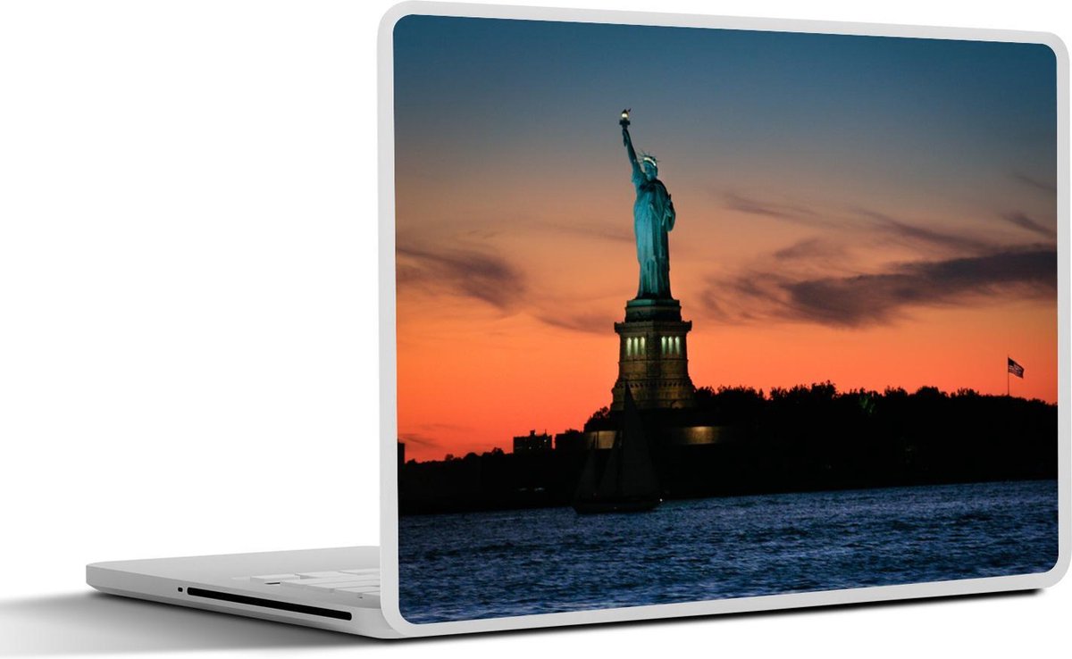 Laptop sticker - 10.1 inch - Amerikaanse Vrijheidsbeeld verlicht in de schemering