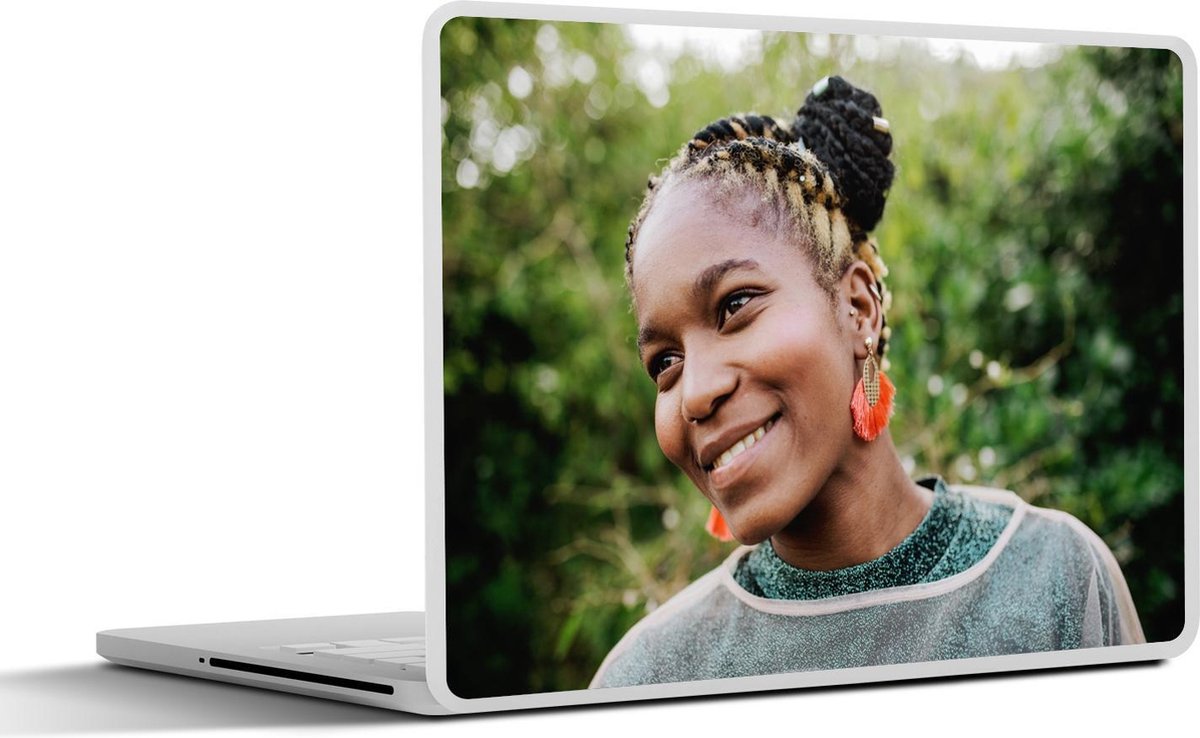 Laptop sticker - 10.1 inch -  glimlachende zwarte vrouw