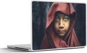 Laptop sticker - 10.1 inch -  kind met rode doek om hoofd