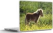 Laptop sticker - 10.1 inch -  pony in het veld