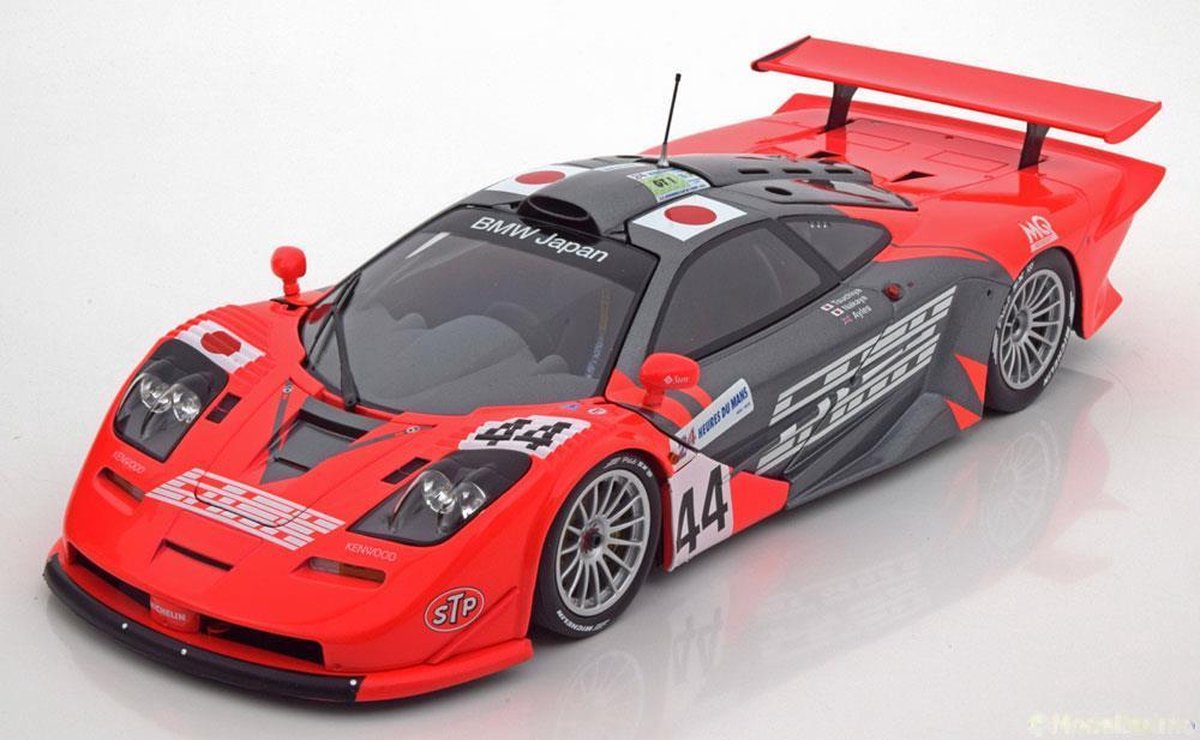 McLaren F1 GTR Lark Team McLaren #44 24H Le Mans 1997 - 1:18 - Minichamps