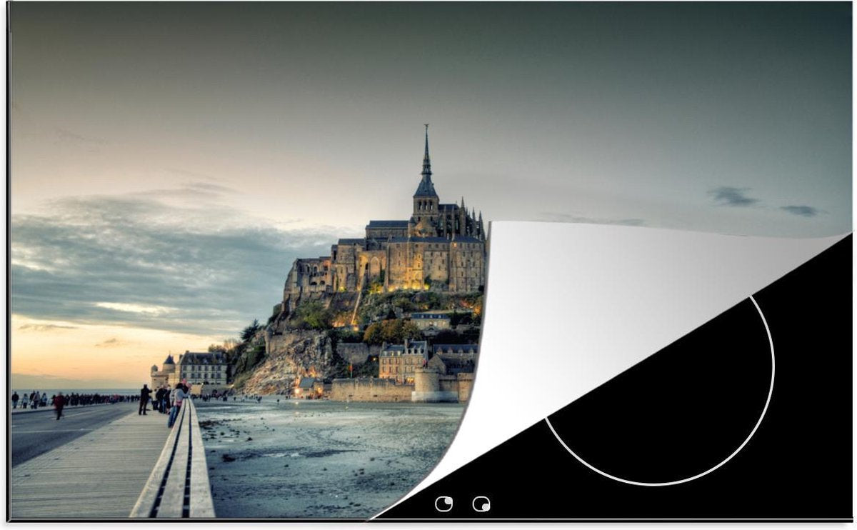 Luxe inductie beschermer Mont Saint-Michel - 80x52 cm - Franse abdij Mont Saint-Michel met bewolking  - inductiebeschermer