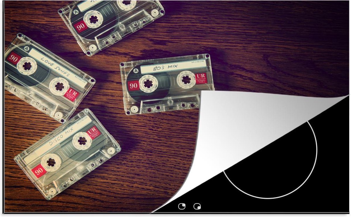 Luxe inductie beschermer Cassette vintage - 80x52 cm - Cassettebandjes op bureau  - inductiebeschermer