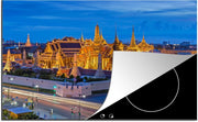 Luxe inductie beschermer Koninklijk Paleis van Bangkok - 80x52 cm - Koninklijk paleis van Bangkok en Wat phra keaw bij nacht in Thailand  - inductiebeschermer
