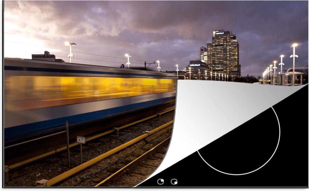 Luxe inductie beschermer Spoorweg - 78x52 cm - Metrostation met spoorwegen in Nederlandse Amsterdam  - inductiebeschermer