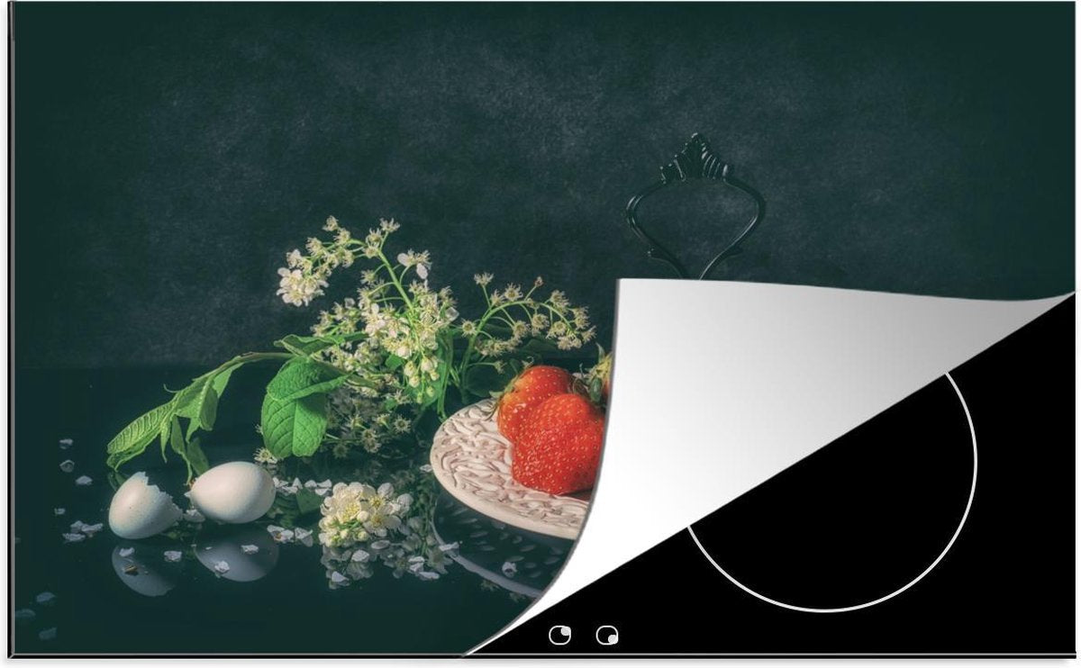 Luxe inductie beschermer Stilleven Eten - 78x52 cm - Stilleven uit de lente met aardbeien - afdekplaat voor kookplaat - 3mm dik inductie bescherming