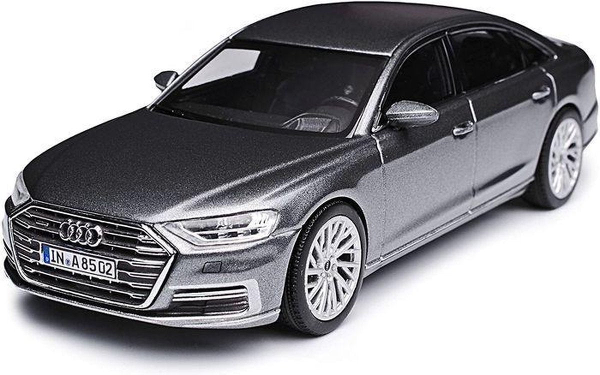 Audi A8 L - 1:43 - iScale