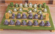 Paolo -Chiari - Schaakspel - muizen - tegen - kikkers - schaakbord - polystone - schaken