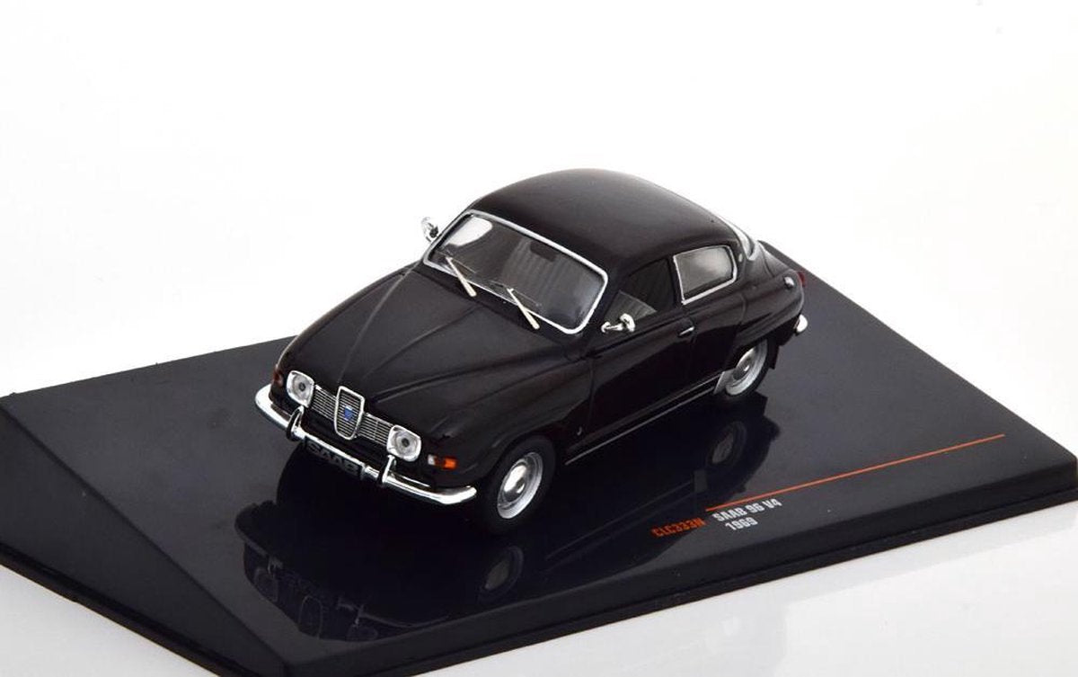 Saab 96 V4 1969 - 1:43 - IXO Models