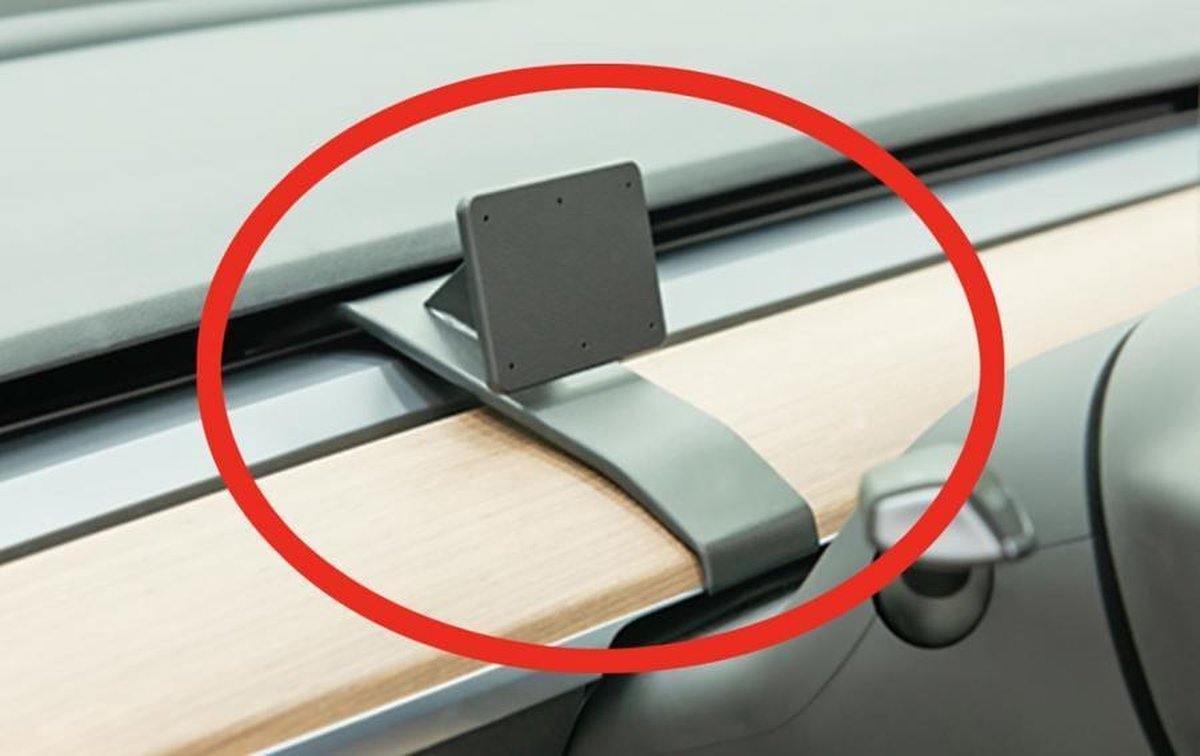 Proclip Tesla Model 3 18- Center mount