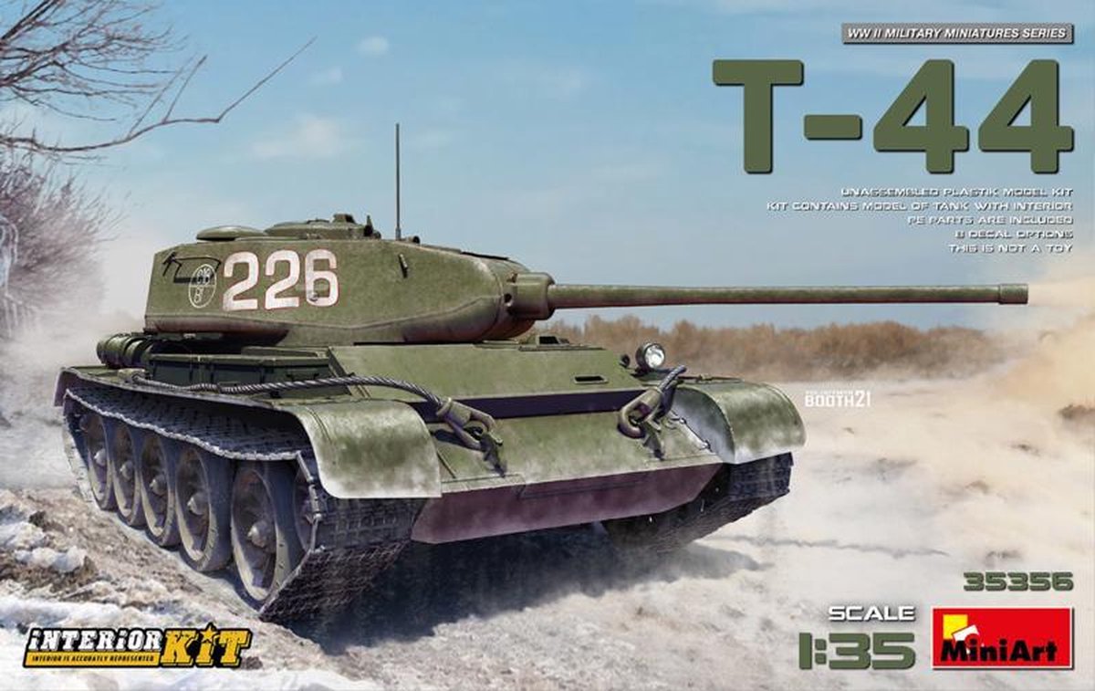 1:35 MiniArt 35356 T-44 Tank with Interior Kit  Plastic kit