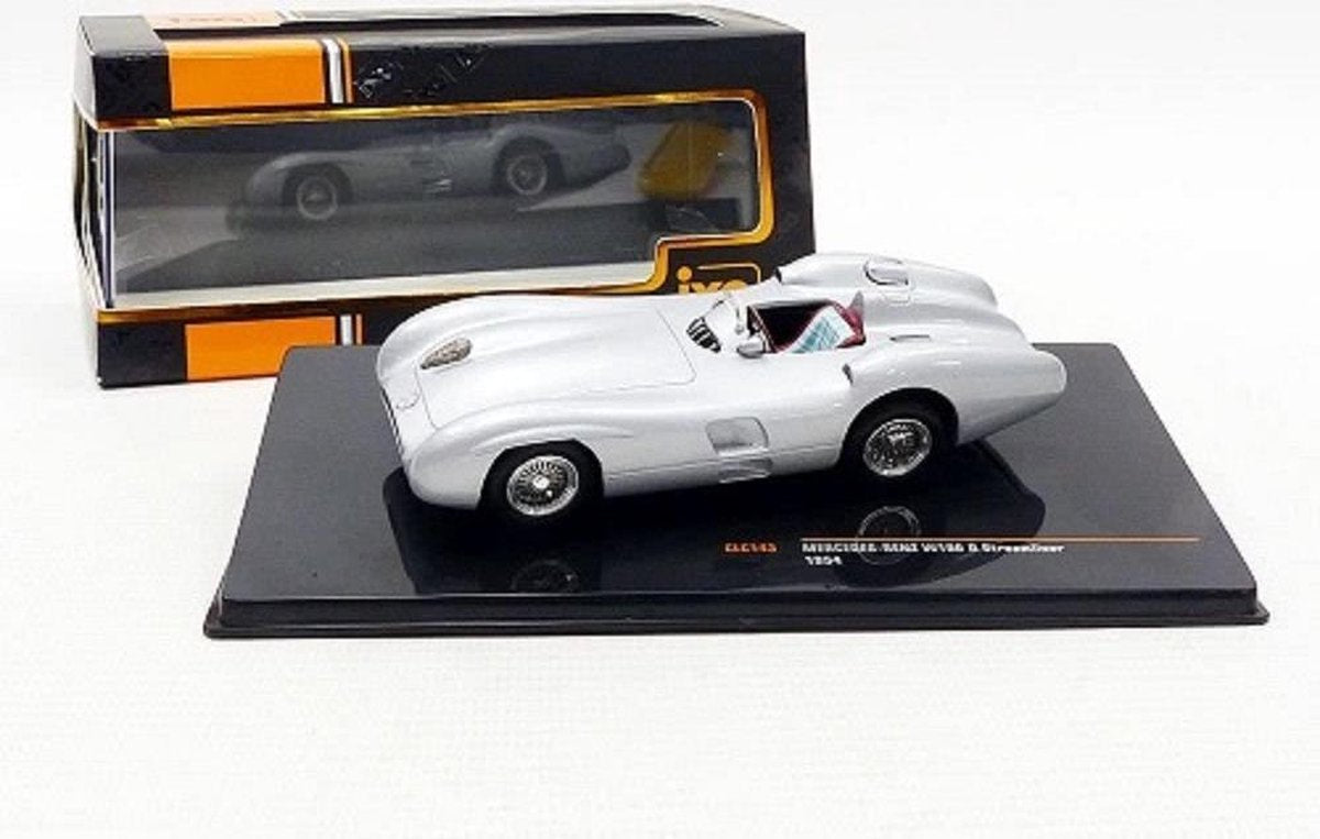 Mercedes-Benz W196R Streamliner 1954 Silver