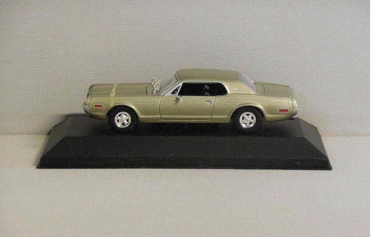 Mercury Cougar 1968 - 1:43 - Sun Star