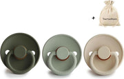 FRIGG | Fopspeen set 3 stuks | T2 | 6-18 maanden | Classic | Natuurrubber | Olive + Sage + Sandstone | Met YOURMUSTHAVES speenzakje