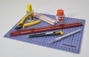Tamiya Side Cutter & Lijm - Transotype A4 Snijmat & Liniaal - Excel Puntmes - Olfa Breekmes - Ammo by Mig Lijm - Albion Alloys Schuurvijltjes