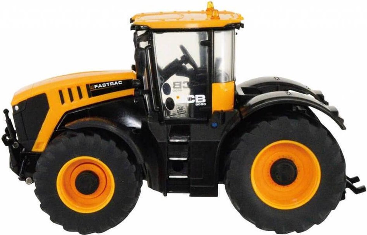 JCB 8330 Fastrac 1:32 van Britains