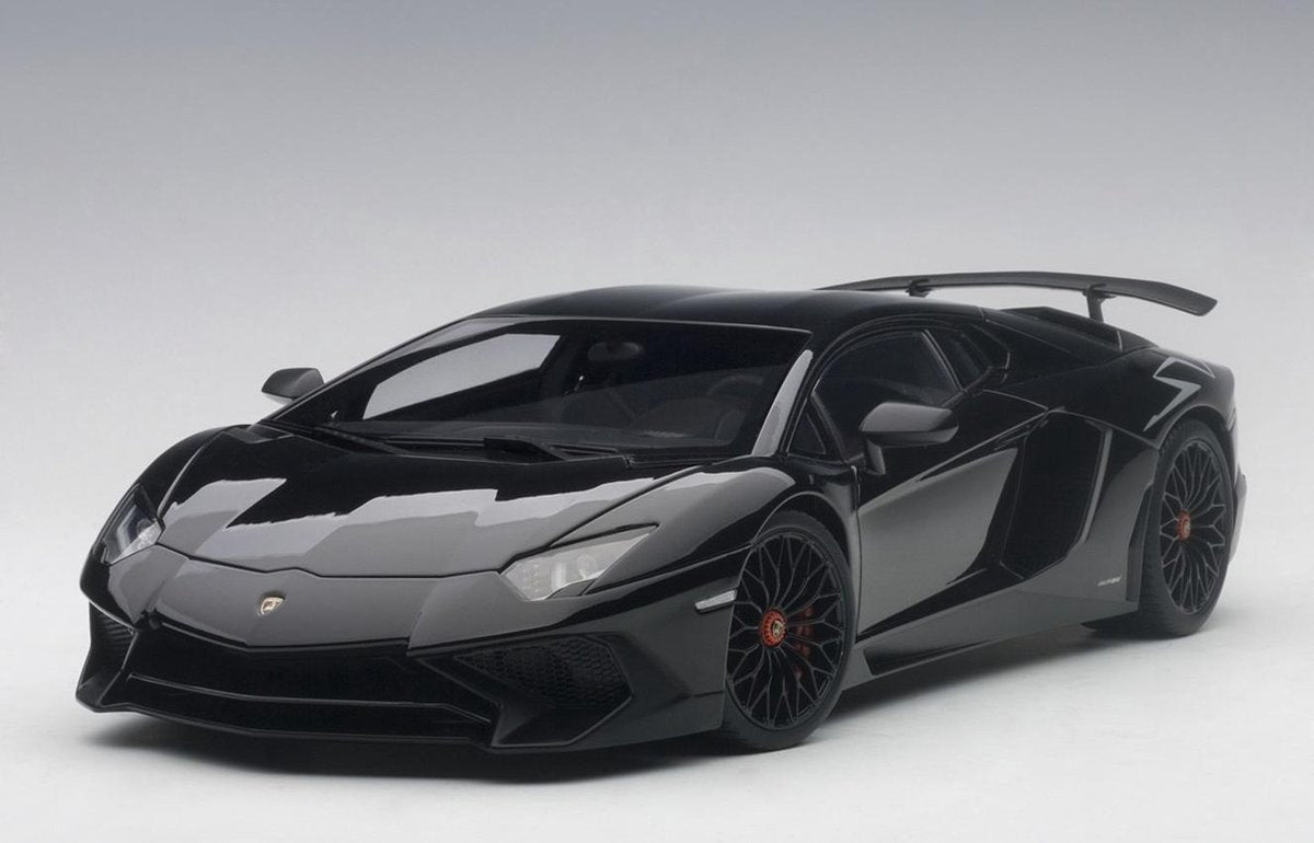 Lamborghini Aventador LP750-4 SV