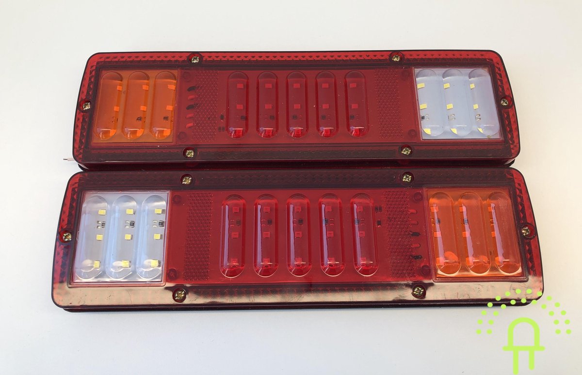 Set van 2 Led Achterlichten 12v Type 27 {Lilaled]}