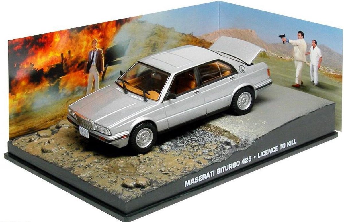 Maserati Biturbo 425 - James Bond Licence To Kill (Grijs) (10 cm) 1/43 Atlas - Modelauto - Schaalmodel - Model auto - Miniatuurauto - Miniatuur autos