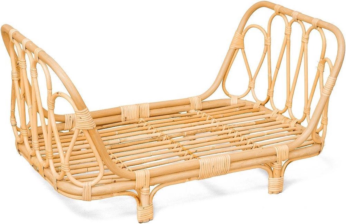 Poppie Toys rotan poppenbedje zonder matrasje.