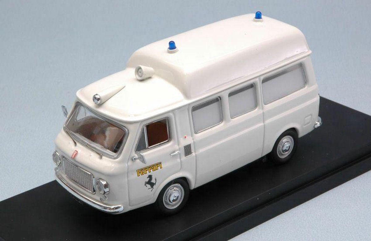 Fiat 238 Ambulance Tetto Alto Ferrari 1972
