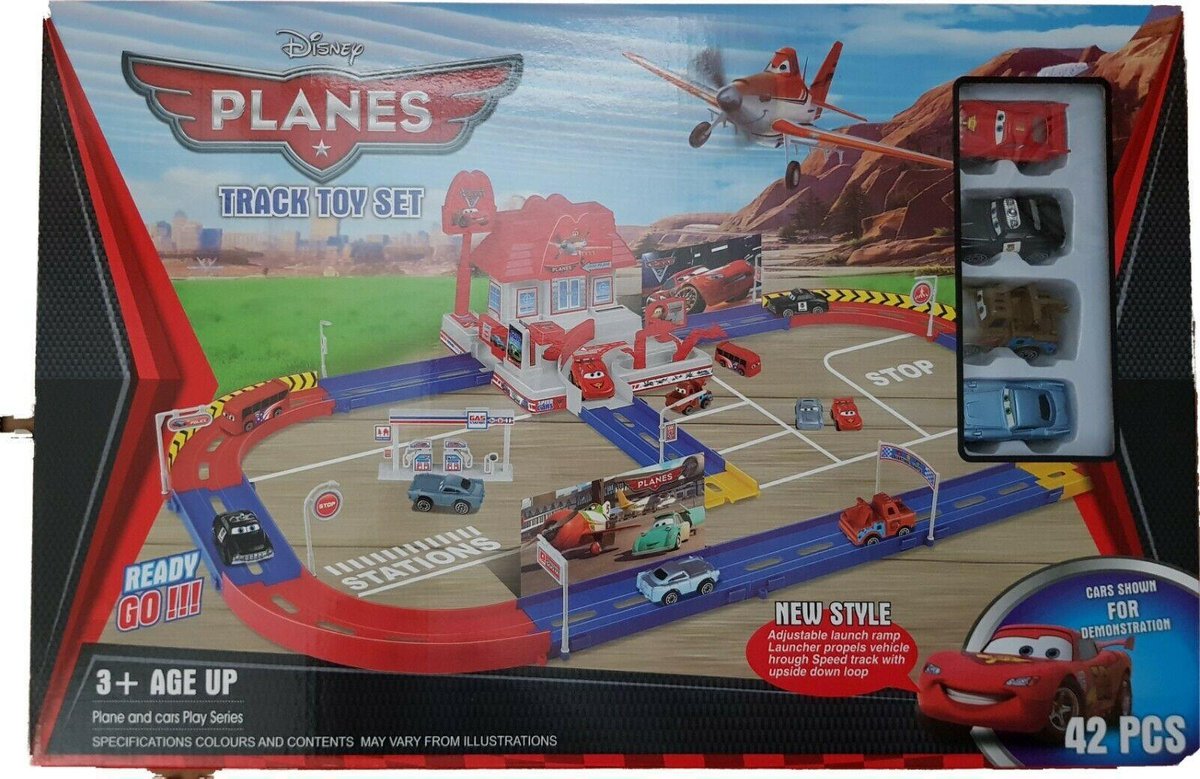 Disney Planes Track Speelset / 4 auto's /Track incl Garage (GRATIS VERZENDING)/