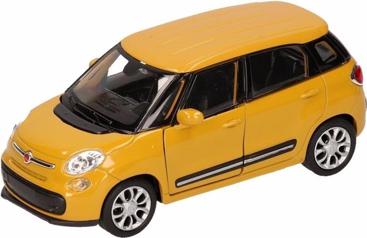 Speelgoed modelauto gele Fiat 500 L auto 11