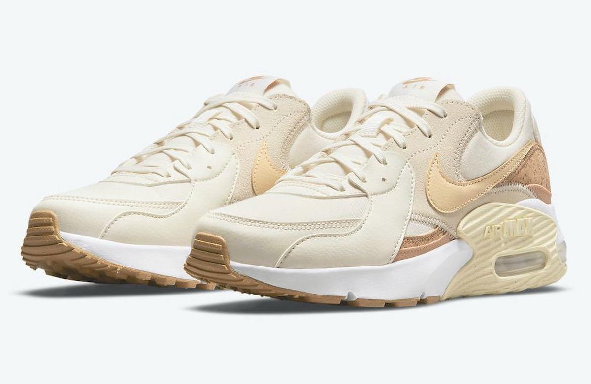 WMNS Nike Air Max Excee Vanilla maat 40