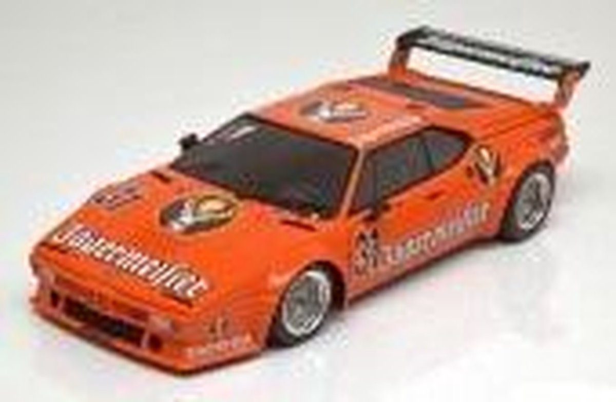 BMW M1 Jagermeister Nr 31 Minichamps 1-18 Limited 504 Pieces